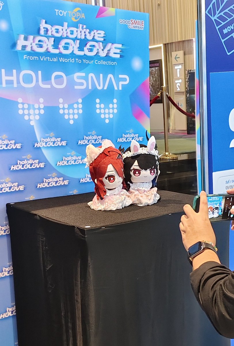 Cherry tweet media