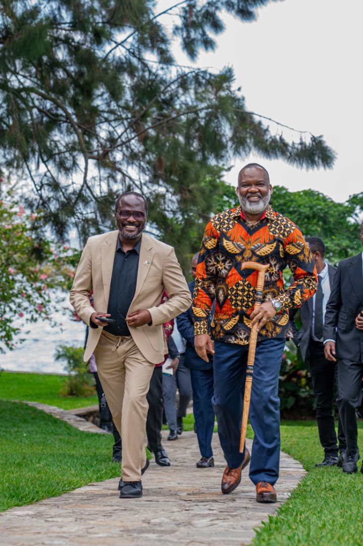 #Renouvellement de confiance :
Monsieur YANNICK TSHISOLA KWASA MUKWENU approuvé au poste de Directeur de Cabinet de la Coordination Politique de l'AFC/M23. Nous lui adressons nos sincères félicitations pour cette nomination officielle. Fructueux travail <a href="/TshisolaYan/">Yannick Tshisola</a>