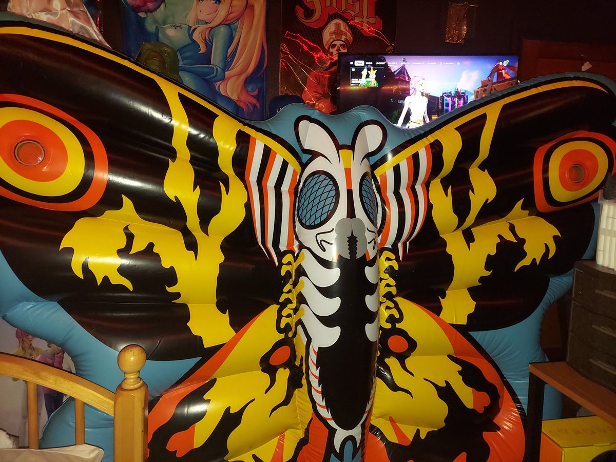 Flutterloonershy6 tweet media