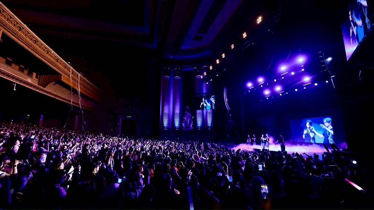 LYKNofficial's tweet photo. More moments from our unforgettable night in Mexico City 🔥❤️‍🔥

#LYKNUNLEASHEDWORLDTOUR
#LYKNTOURxMEXICOCITY
#LYKN https://t.co/fZQ8Wm72Zc