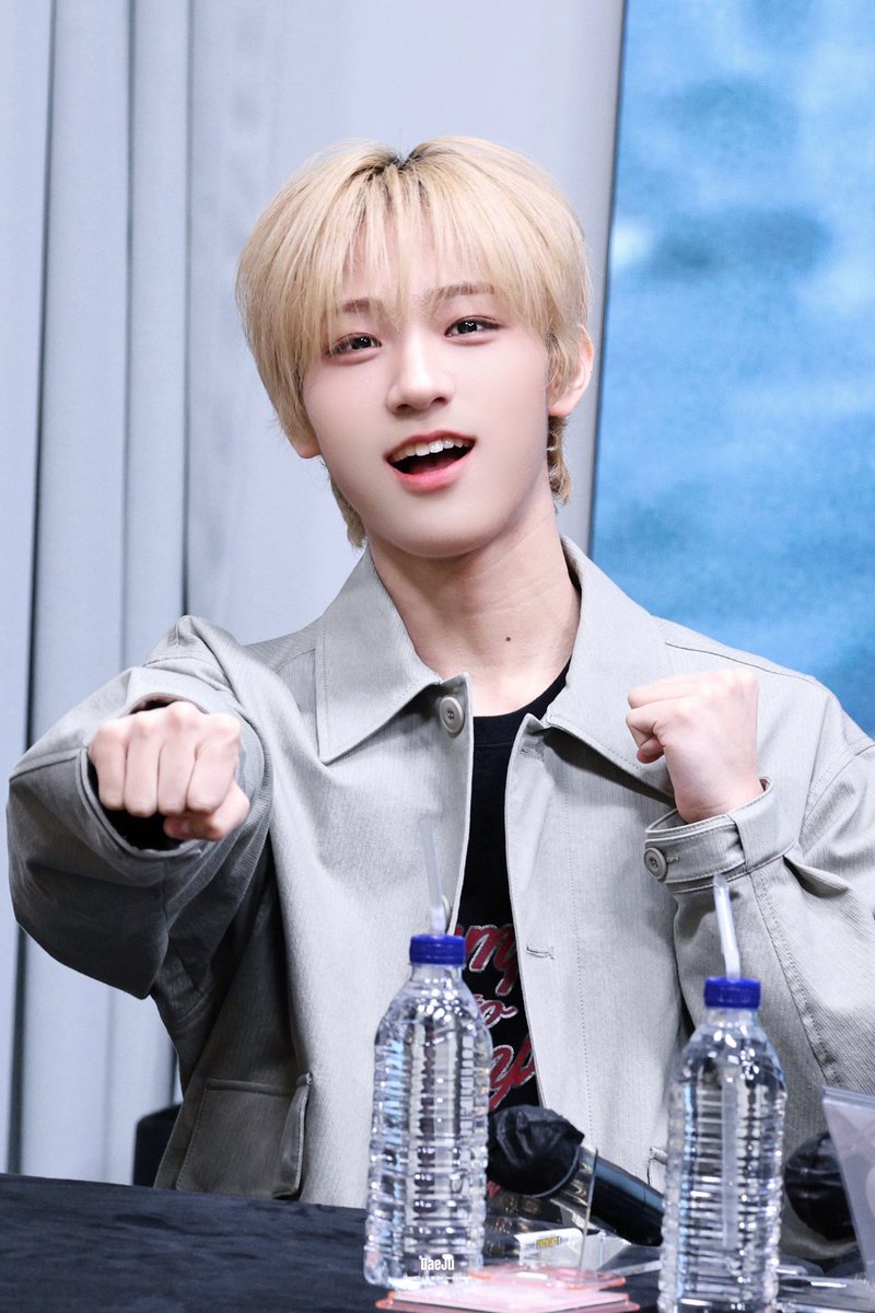 260307

#AHOF #아홉 
#다이스케 #DAISUKE