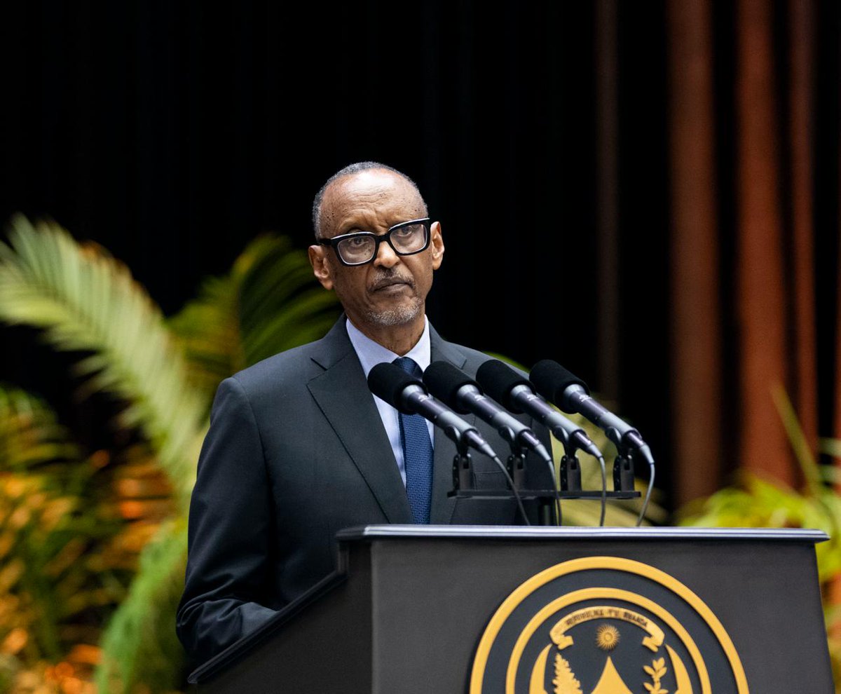 JKapitene's tweet photo. #Kagame a réaffirmé, pour la énième fois, sa présence au Congo et ses motifs, qui n'ont rien à voir avec les aspirations d Congolais. Alors #Naanga, #Kabila, #Katumbi, #Diongo... Êtes-vous toujours fiers de continuer à tuer votre propre peuple, juste pour sécuriser le Rwanda ? https://t.co/wdCqpBAyI3