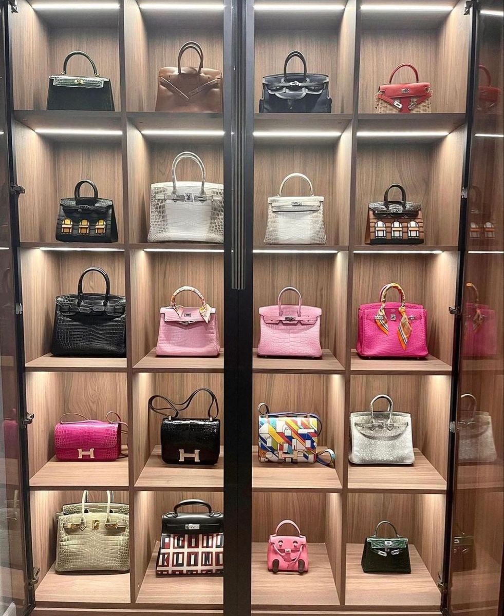 𝓰𝓮𝓷𝓲𝓾𝓼𝔀𝓸𝓶𝓪𝓷 tweet media