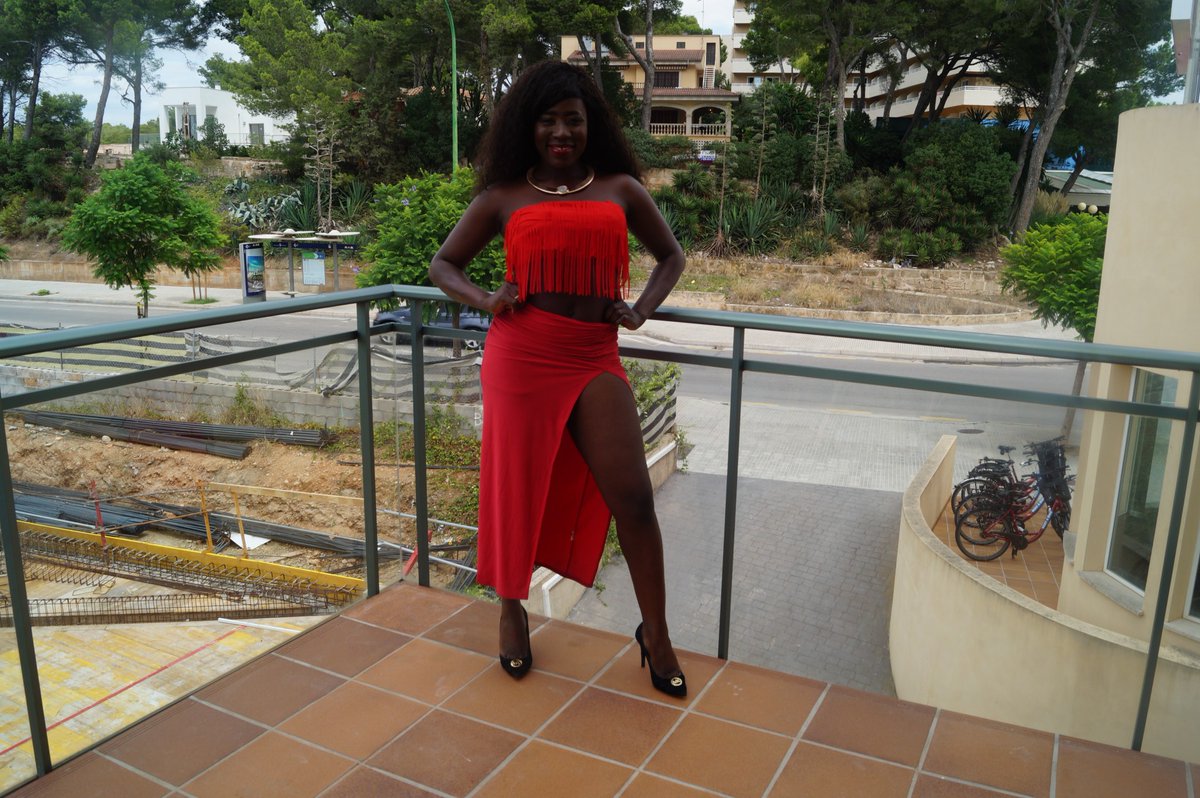 Good morning, more exciting topics ekenepatiencebeautyblog.blogspot.com

#beauty london  #model #designer #london #amsterdam #london