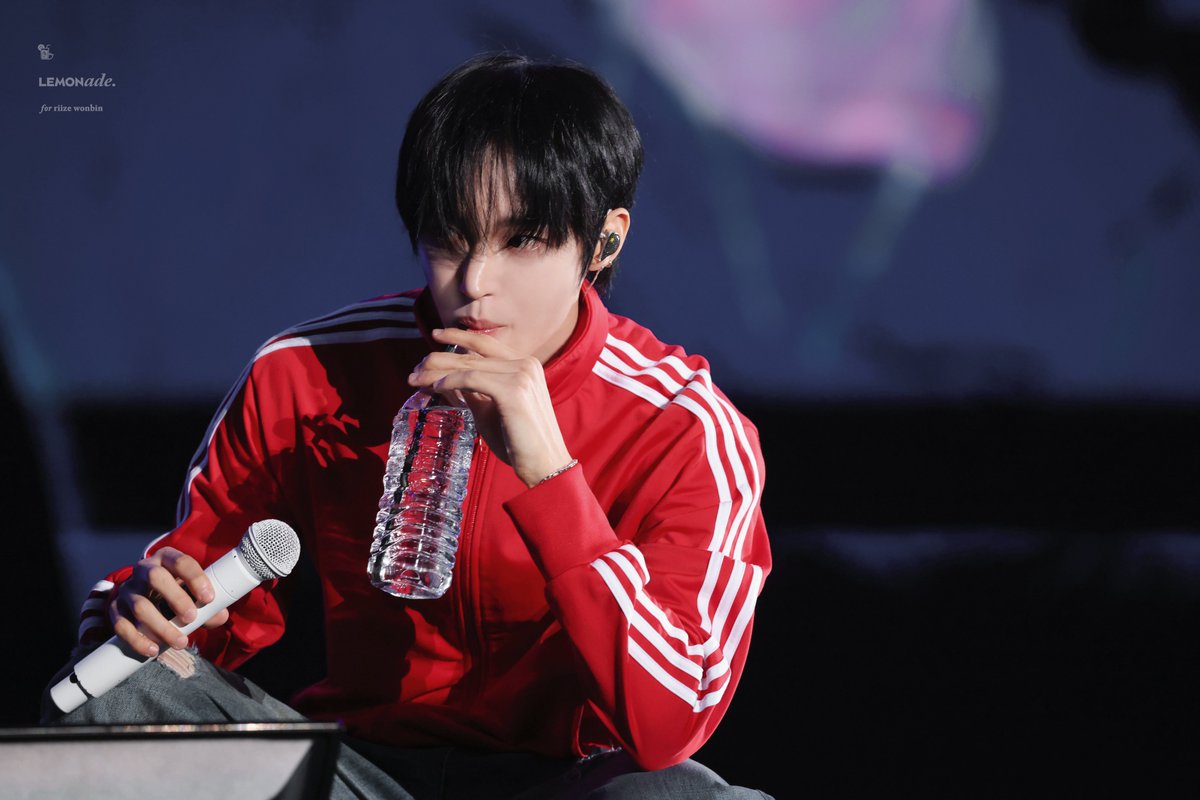 𝐋𝐄𝐌𝐎𝐍𝐚𝐝𝐞 tweet media