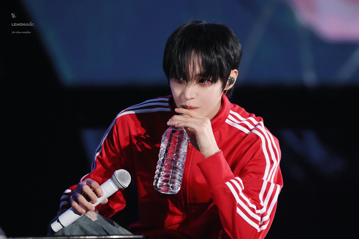 𝐋𝐄𝐌𝐎𝐍𝐚𝐝𝐞 tweet media