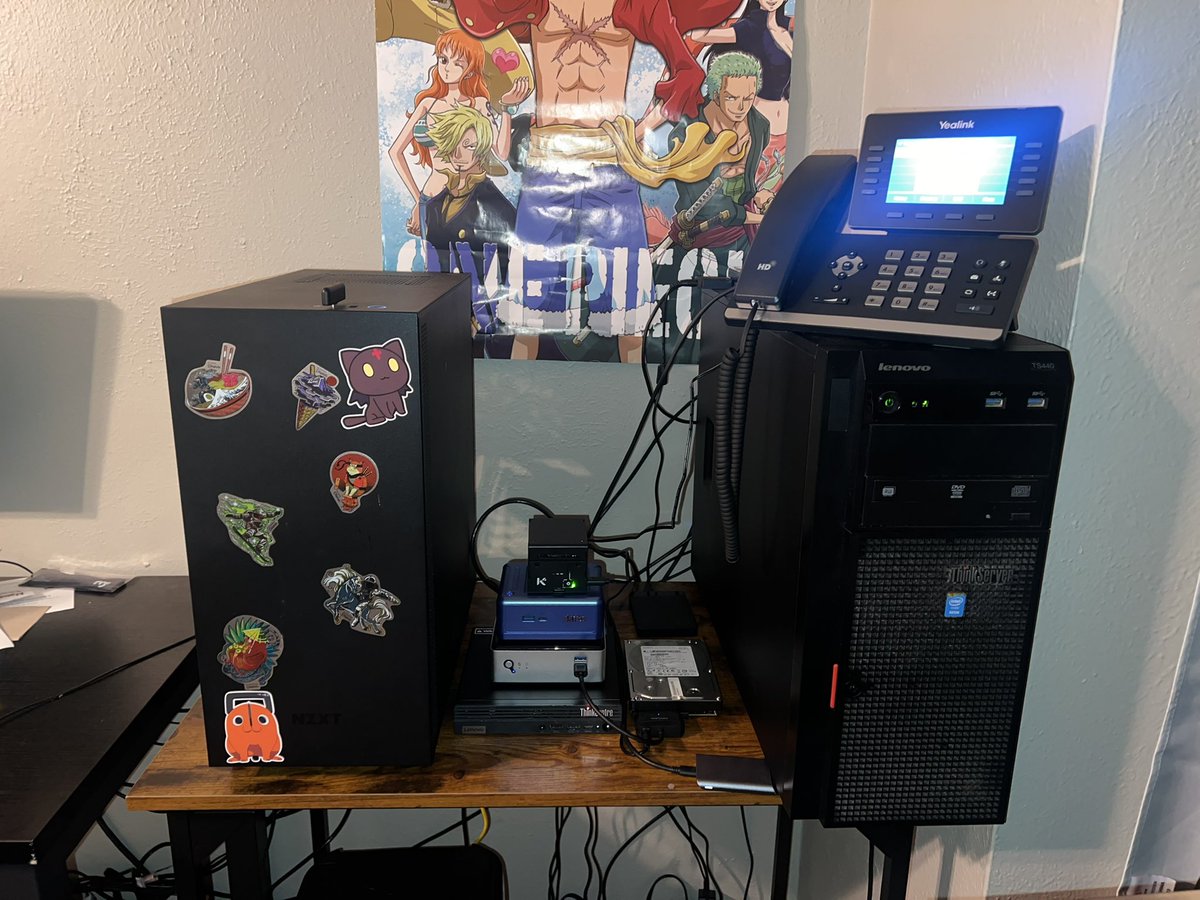 Thinkserver Mini The Compute Corner Hardware: A ThinkServer TS440 as the NAS and GPU box ...