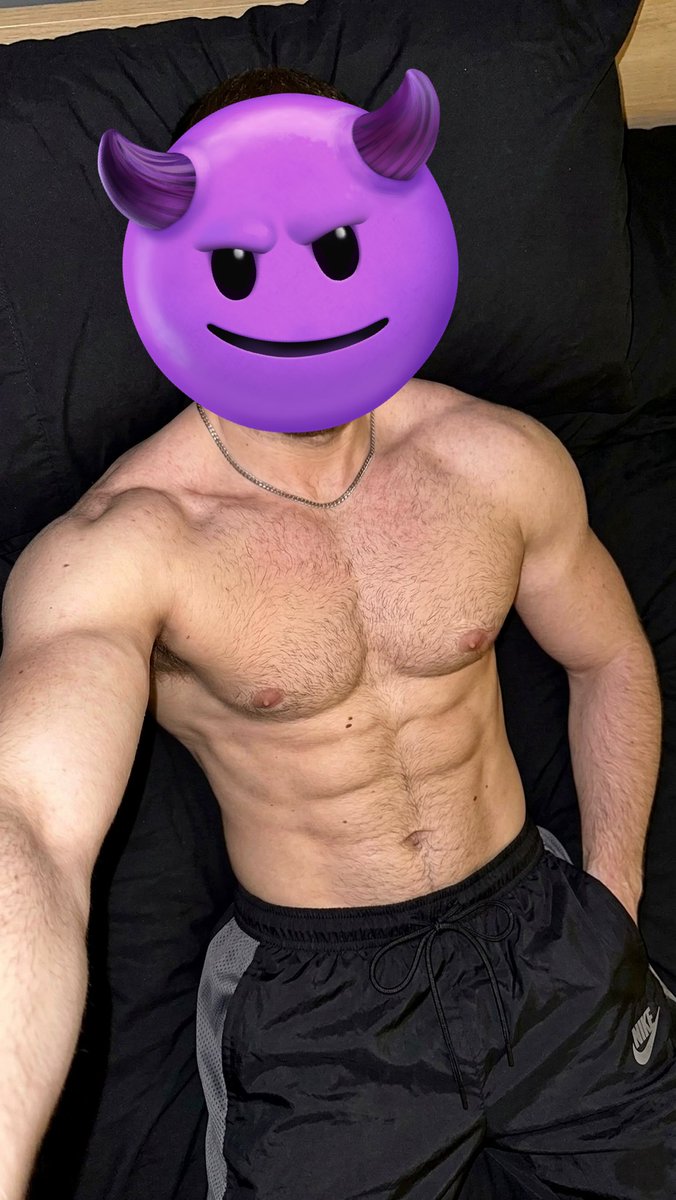 britchavuk tweet media