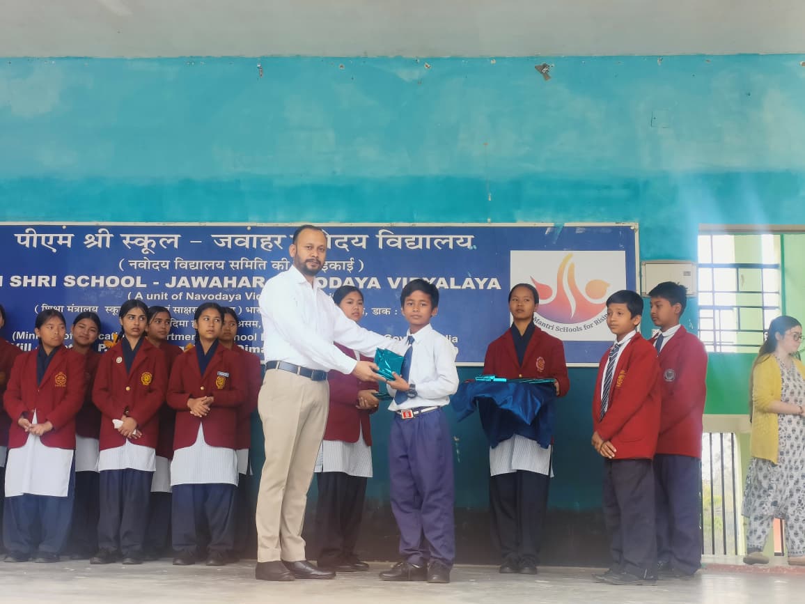 JNVHAFLONG's tweet photo. Celebrating our bright minds! β¨ Prize distribution for the Science & Mathematics Circle Exhibition at PM SHRI JNV Dima Hasao. Proud of our young innovators! ππ¬ #ScienceExhibition #MathCircle #JNVDimaHasao https://t.co/frIQF5hSEV