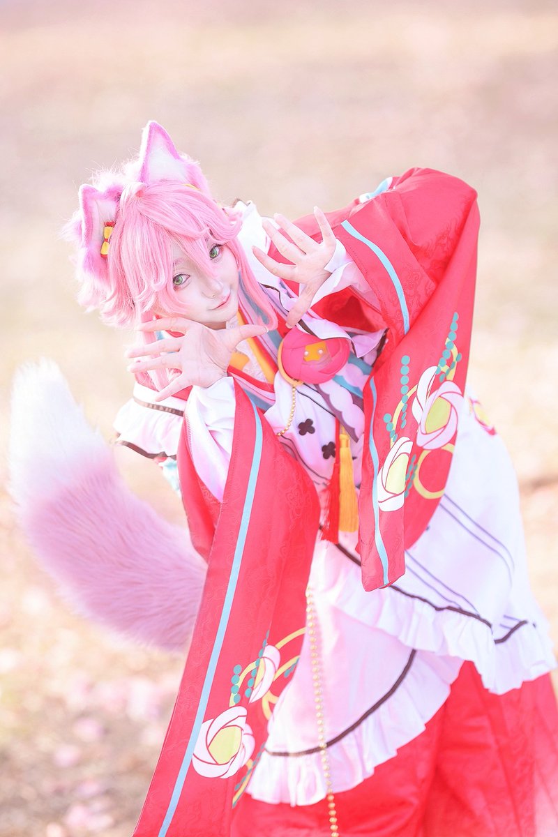 (っ˘̩╭╮˘̩)っรรร.กำลังจะตายบนกองงาน tweet media