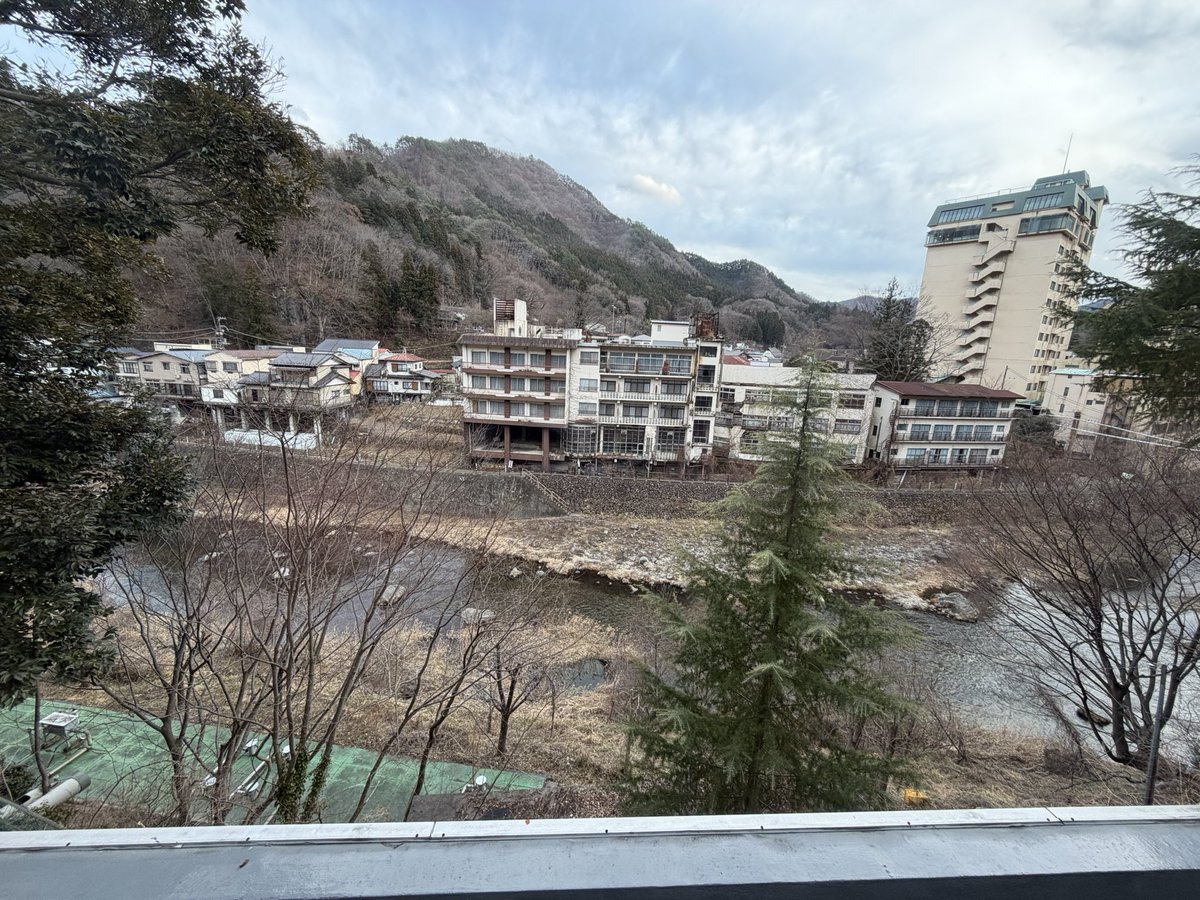 kan_x_58's tweet photo. 川治温泉到着♨️
疲れとるぞーーーー https://t.co/w0LJ5m2S8Y