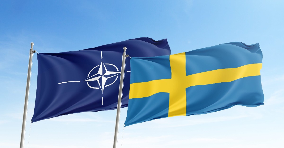 Idag uppmärksammar vi att Sveriges Natomedlemskap fyller två år. 🇸🇪 
Genom vårt forsknings- och innovationsarbete bidrar FOI till att stärka Natos gemensamma kapacitet och säkerställa dess teknologiska försprång. Läs mer om FOI:s samarbeten inom Nato här: foi.se/om-foi/interna…