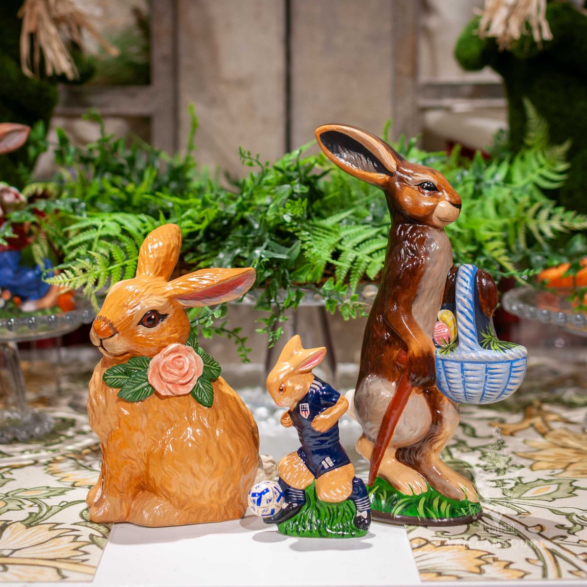 Vaillancourt Folk Art tweet media