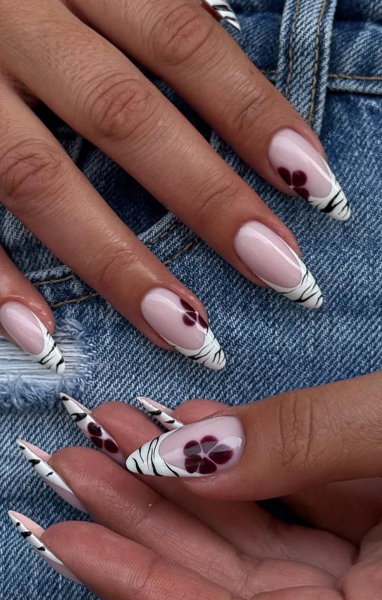 Holly 🐚🧜‍♀️☀️ tweet media