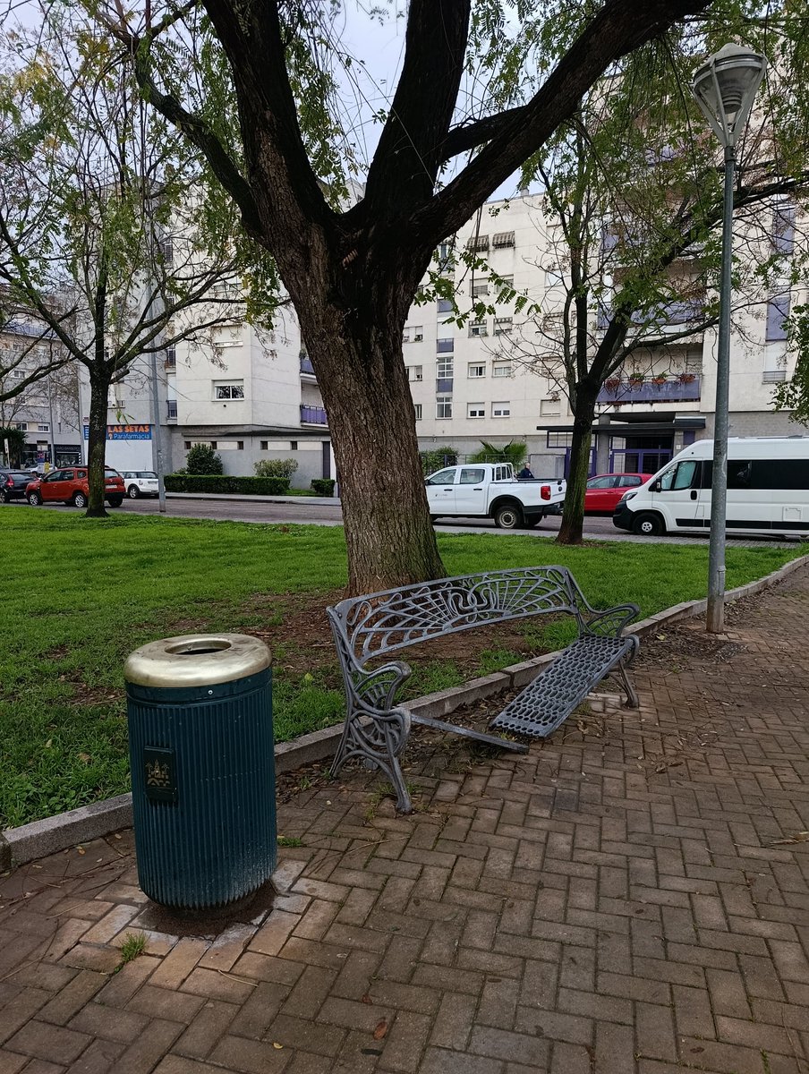 Jardines de La Paz <a href="/ayuncordoba_es/">Ayuntamiento Córdoba</a> <a href="/InfrayMAmbiente/">Delegación de Infraestructuras</a> <a href="/desdelacalleCor/">Desde la calle</a> <a href="/MRuizMadruga/">Miguel Ruiz Madruga</a>