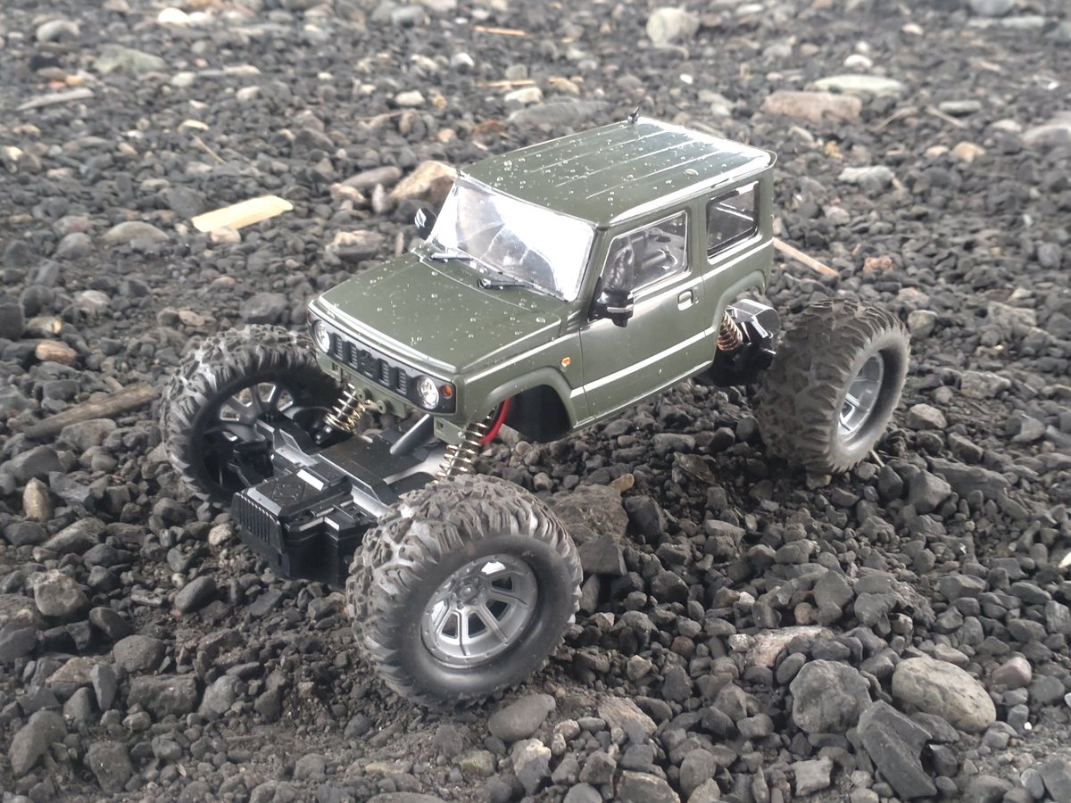 雨の当たらない所で