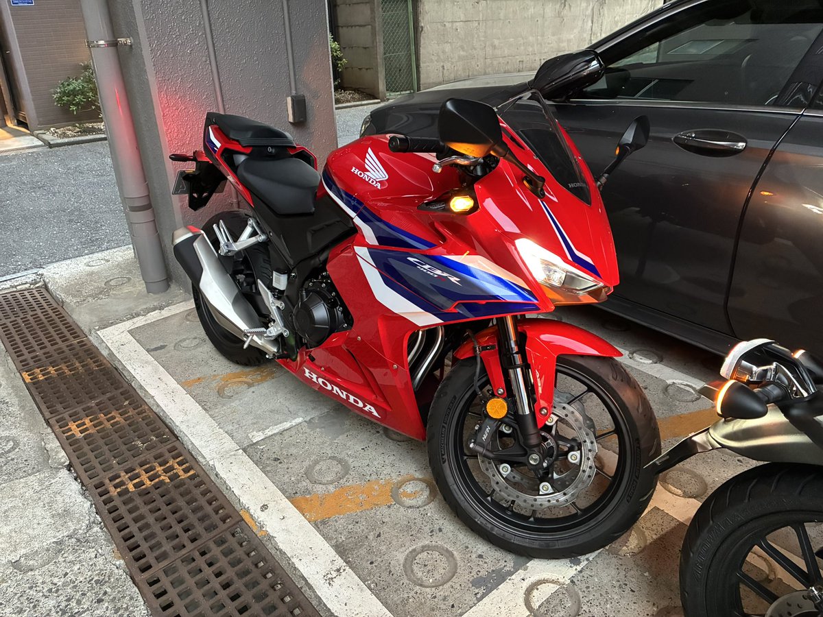 akind_v2's tweet photo. 納車したよ https://t.co/2hFA6JylUP