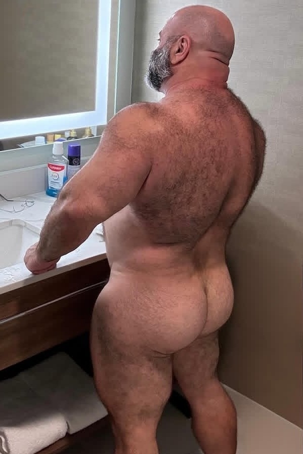 ursupetrus tweet media