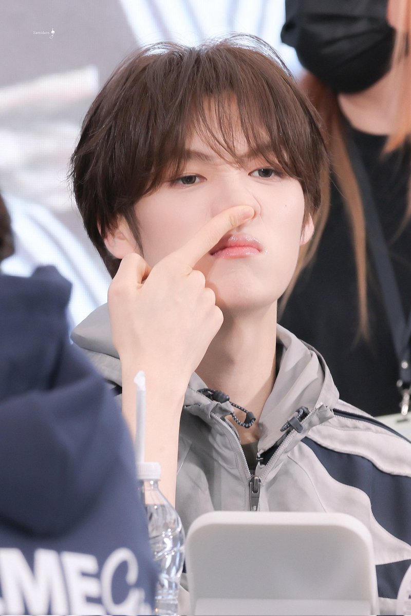 dek bening ini mah, bini kecil n nakalnya si mas ben 🥴