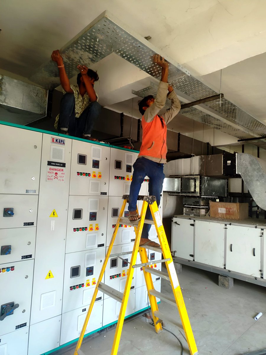 Electrical_Help's tweet photo. Building the backbone of power systems
Late hours, skilled hands, and strong teamwork turning plans into reality. Every cable tray installed today powers tomorrow.

Respect to the workers who build what the world runs on.

#ElectricalWork #ElectricalEngineering #ElectricianLife https://t.co/Kek60Xynm7