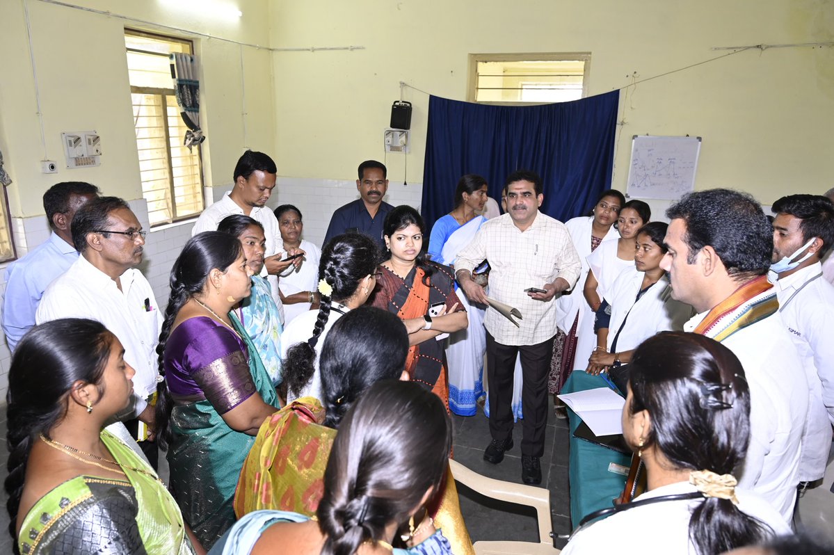 Collector Mahabubabad tweet media