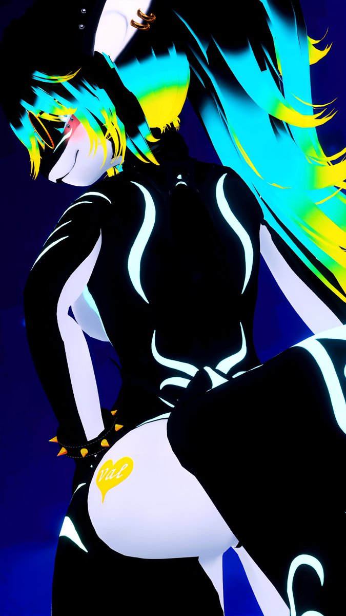 I know you love the view, just don't stare too long now~