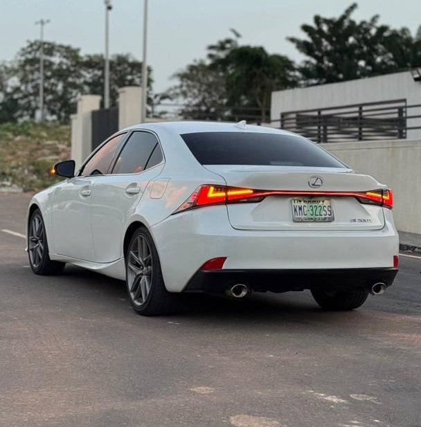 Abj_Auto_cars's tweet photo. ‼️ LEXUS IS200T — 2017 (PRICE DROP)
📃 DUTY: Original custom duty ☑️
🏷️ PRICE: ₦15,000,000
📍 LOCATION: #Abuja 🇳🇬
📞 CALL/WHATSAPP: 08052712169 / 09112199464

Price cut — IS200t tidy sport-leaning Lexus with strong value after drop. Act fast. #PriceDrop #Lexus #IS200t #AbujaCars #GoodDeal