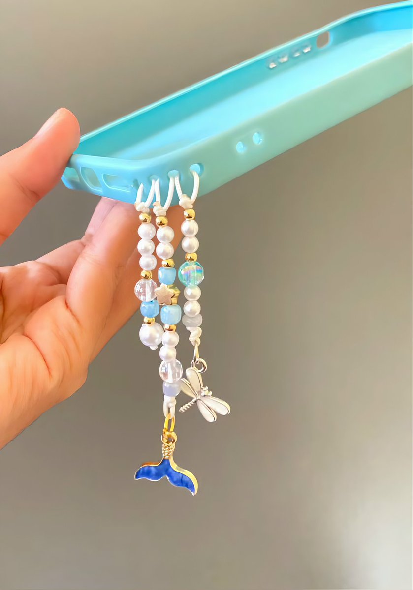 adorable phone decoration

a thread