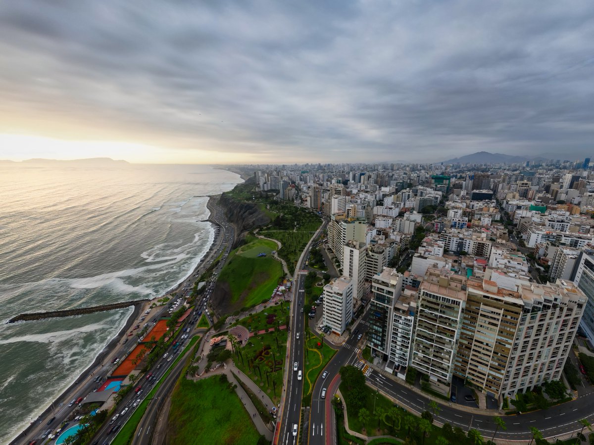 Franklin Graham tweet media