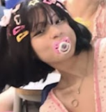 eromirror's tweet photo. ugly ahh photo cause im wearing a fucking pacifier 😭 https://t.co/ttUcqj1FPU