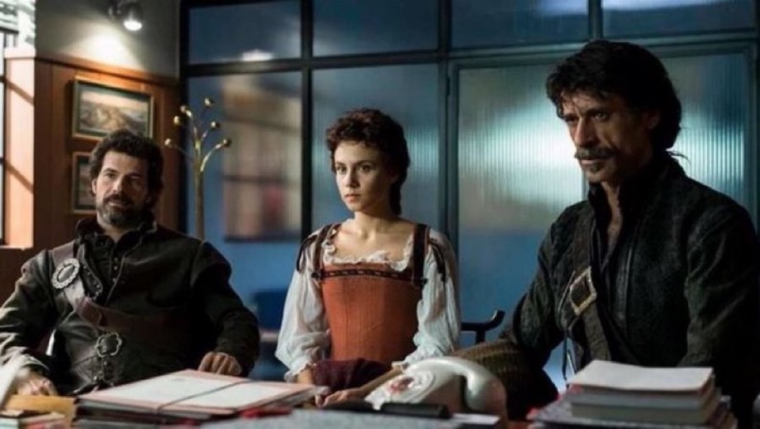 sestivill's tweet photo. Últimamente esta frase me sirve para todo 😬!!!!
“¿Pero cuál es el plan? Somos españoles, ¿no? Improvisen!!!”
El Ministerio del Tiempo
#FrasesDeSeries #Series https://t.co/0cLh7cnmQT