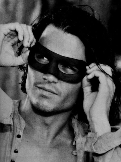 Johnny Depp tweet media