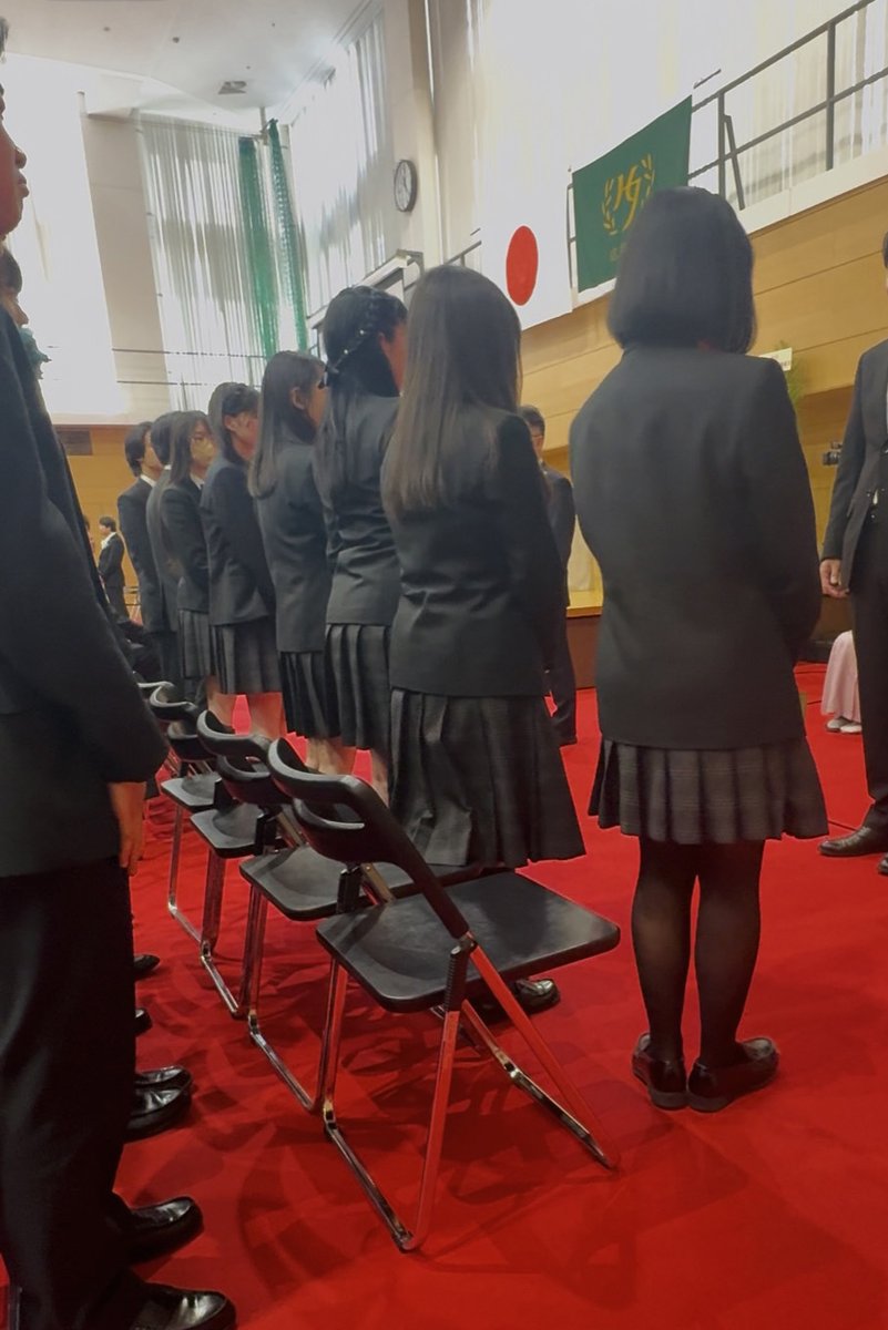 今日は娘の高校の卒業式でした。楽しい高校生活を送れたようで、良かったです！　📷