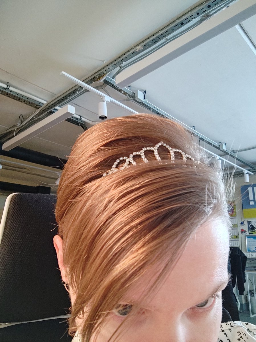 гей Антон tweet media