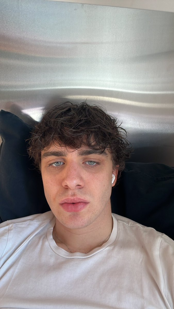 federico tweet media