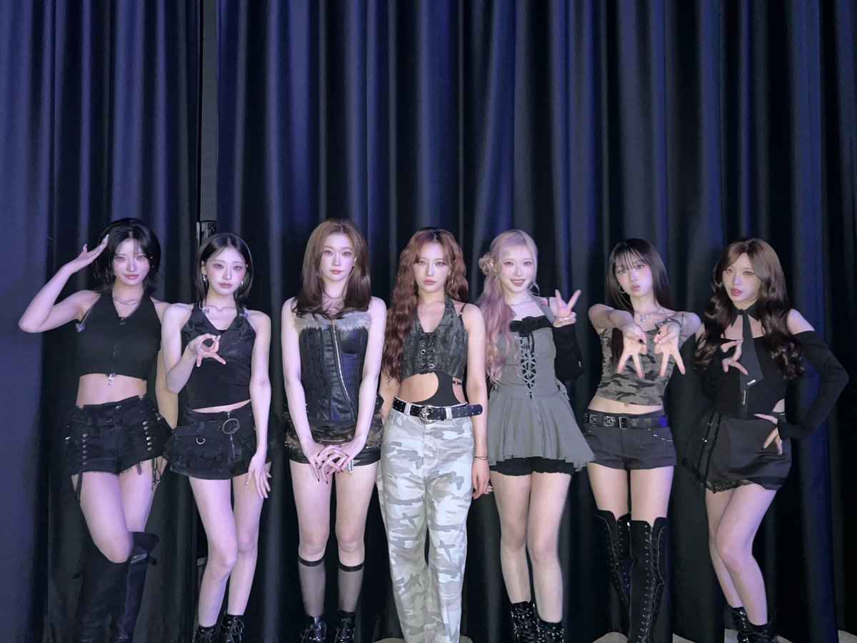 Billlieofficial's tweet photo. [📸]
260307 ENA K-POP UP CHART SHOW : GIRLS EVOLUTION

#Billlie #빌리
#ENA #KPOPUP_CHARTSHOW https://t.co/c6eODwiBm0