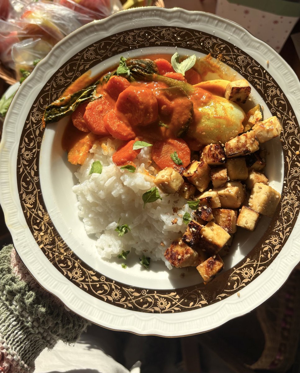 hoshiqv's tweet photo. recovery meals are so worth it https://t.co/NDw4WvIaUQ