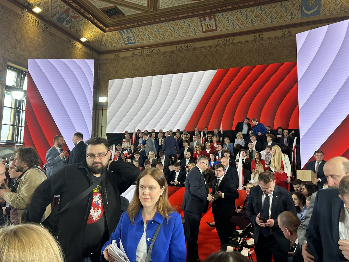 Marek Ast tweet media