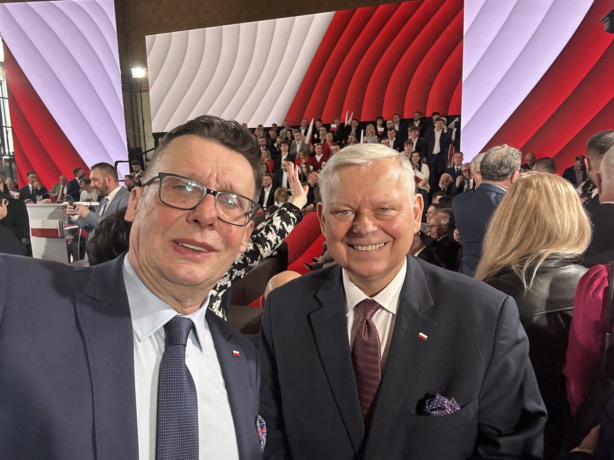 Marek Ast tweet media