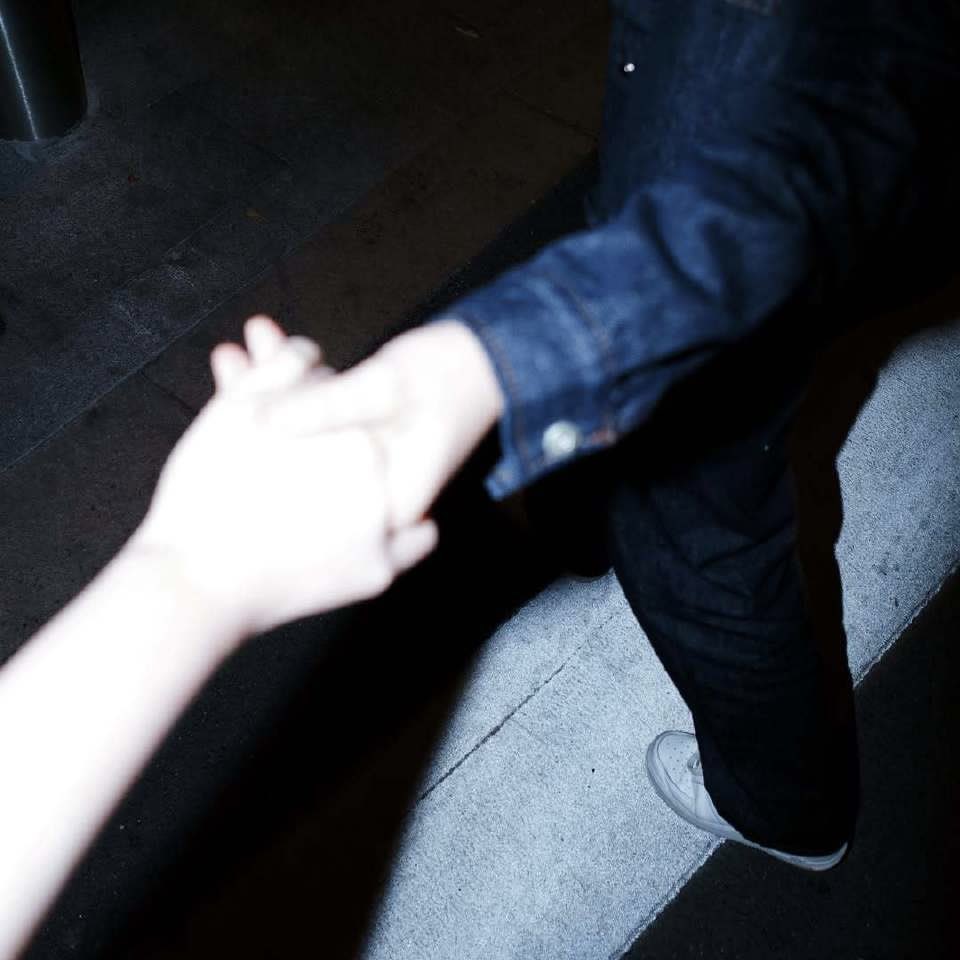 SHELLYPUNDAO HANDS tweet media