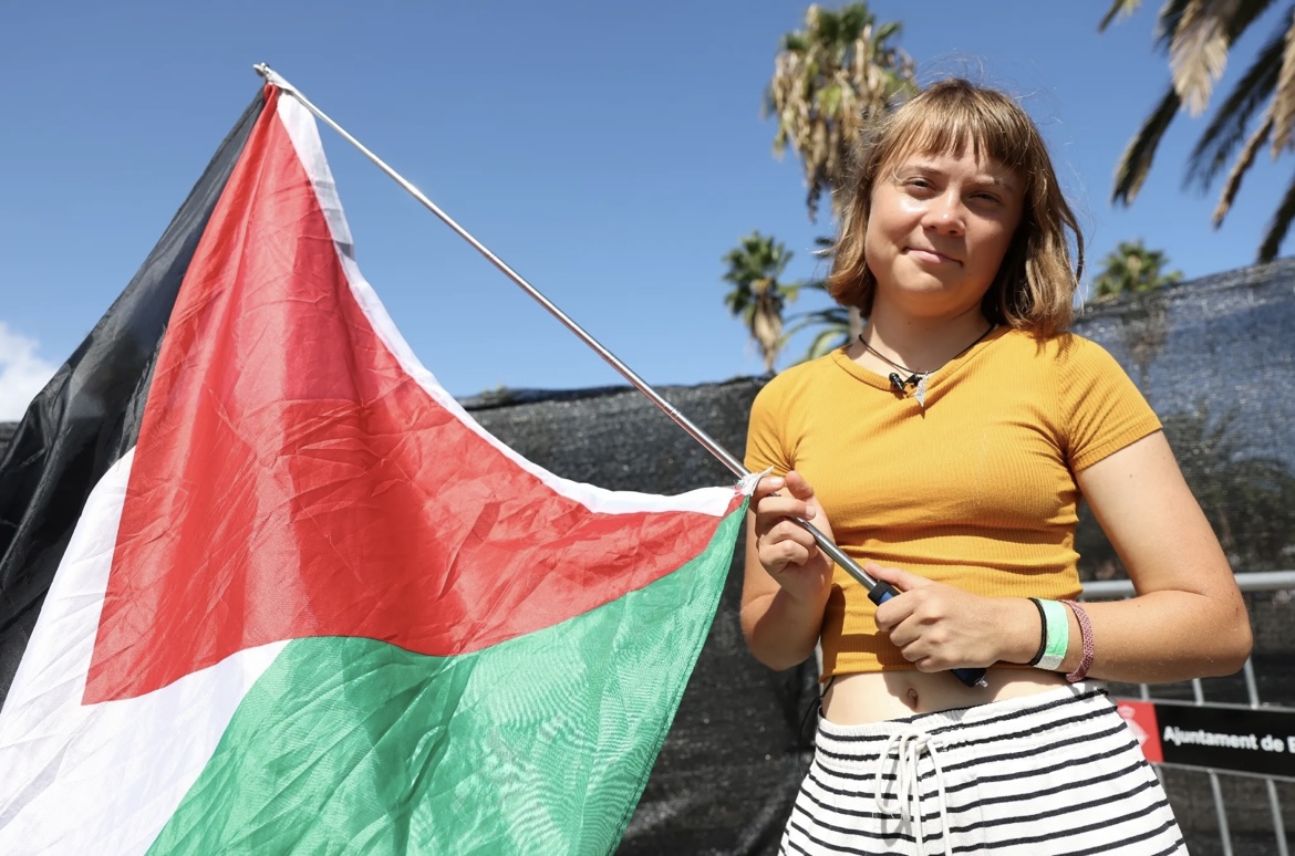 During the latest attack from the regime in Iran, one missile was intercepted and another fell into the sea.

Several missiles have fallen into the sea over the past week, leaving thousands of polluting fragments of metal, explosives, and debris.

Why isn’t climate activist Greta