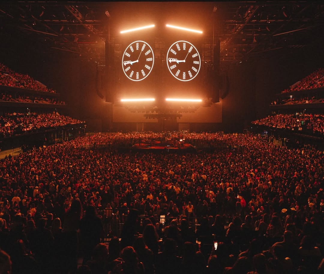 We belong together!🪩 💃🏼
The We Belong Together website has now been updated with hundreds of pictures from yesterday’s ONO in Manchester.  

See if you can find yourself here:

webelongtogether.co/ono/