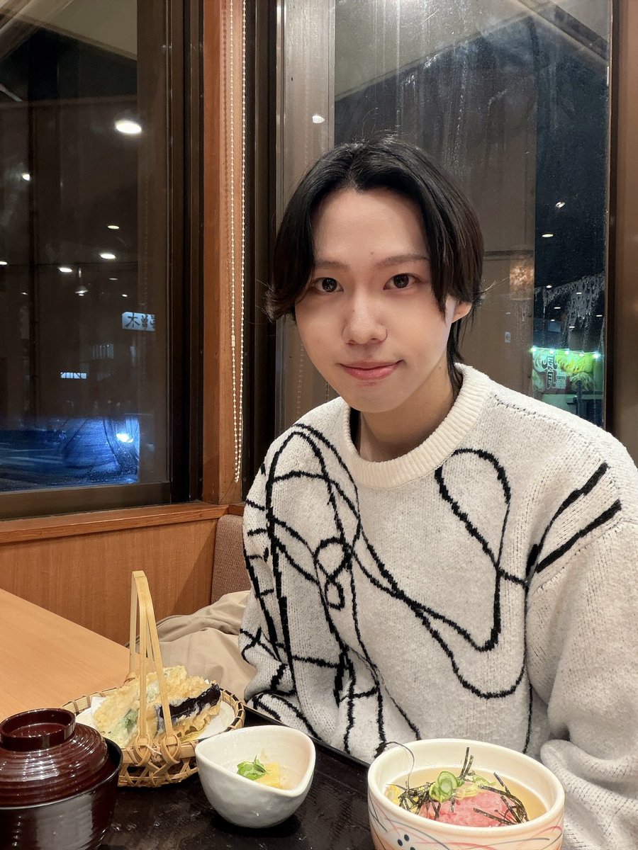 25歳になりました！
一年あっという間でした！
かりまる、作曲と頑張りますー🎧
これからもよろしくお願いします！！！