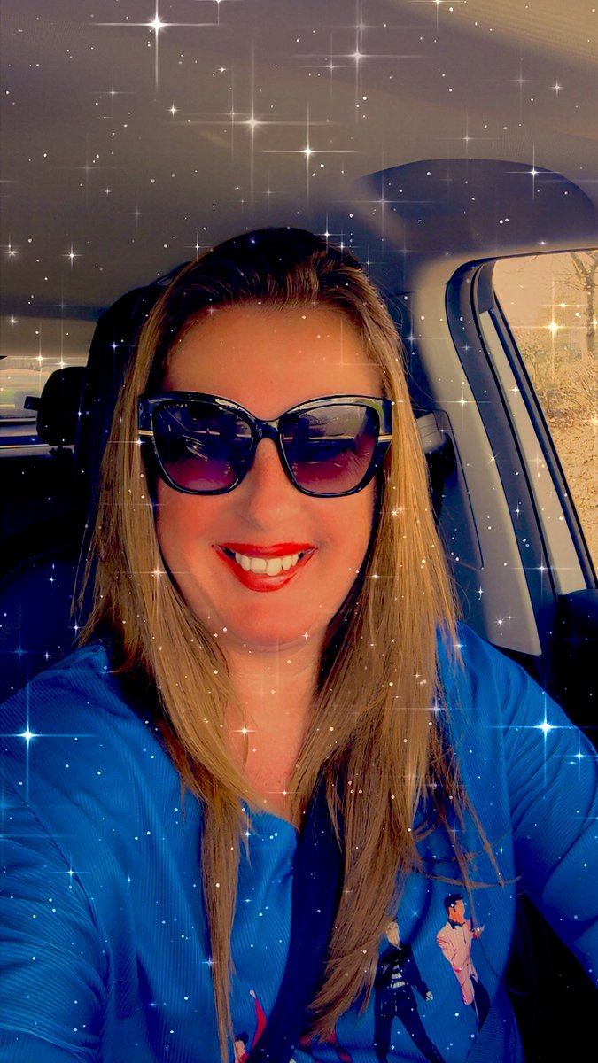 ShineBrightJill's tweet image. It’s a beautiful afternoon for a drive to Glasgow… #SUVLife 🚘😎 #IMAX 🍿 #EPiC ⚡️🎤🎶💃🏼🕺🏻