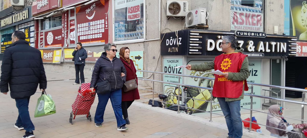 emepmaltepe's tweet photo. Yoksulluğa, Savaşa ve Şiddete Karşı 
Kadınlar 8 Mart Pazar Günü Kadıköy’de Alanda Olacaklar!

@emepistanbul 
@emekpartisi https://t.co/7IjeOu4xXs