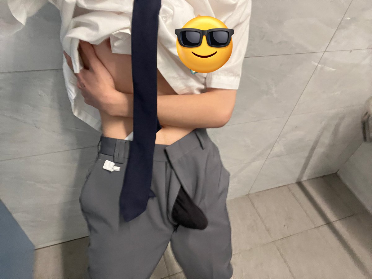翌 tweet media