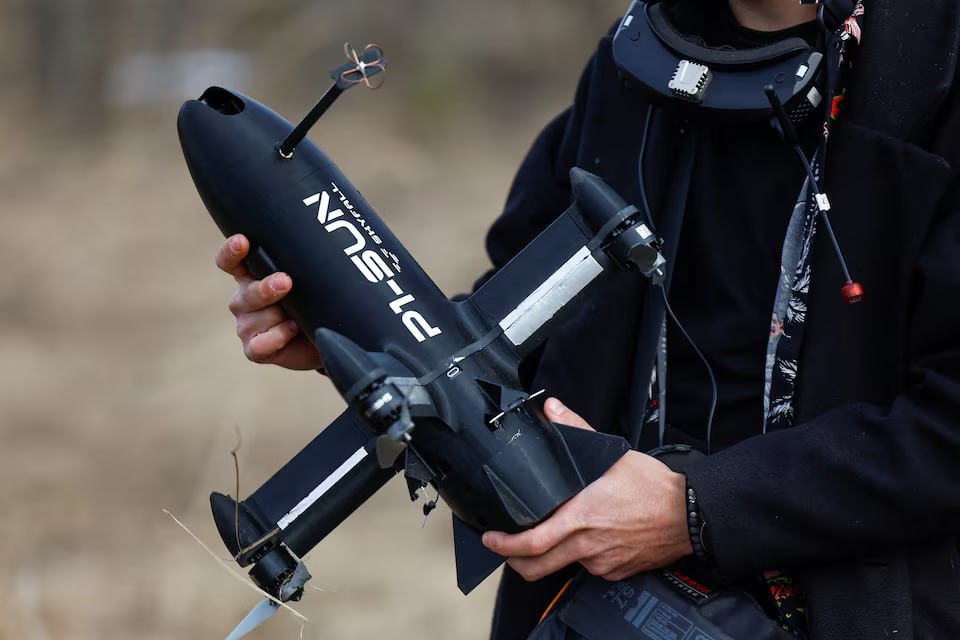 ҐРУНТ tweet media