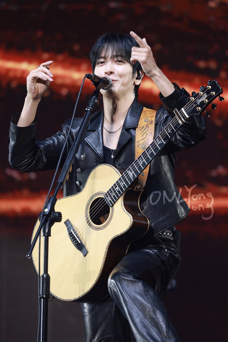 20260307 CNBLUE LIVE '3LOGY' 

<a href="/JYHeffect/">정용화</a> 

#CNBLUE #씨엔블루 #정용화 
#JUNGYONGHWA