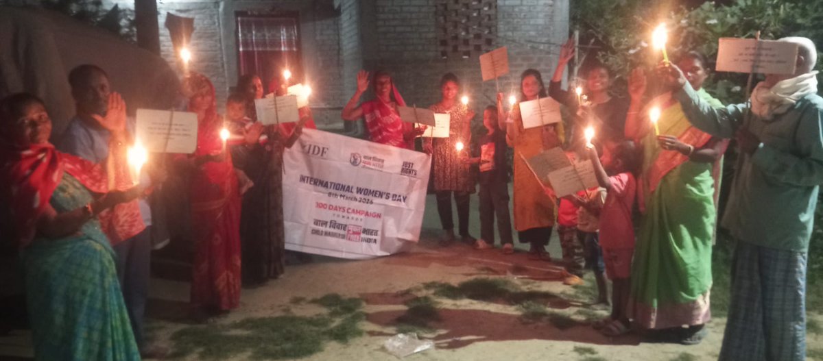 AriyariKumar's tweet photo. Candle march organised in different block of muzaffarpur Gaygaht,katra and minapur with survivors and PRI members..
Ocassion of international womens day. https://t.co/948BsOlPmQ