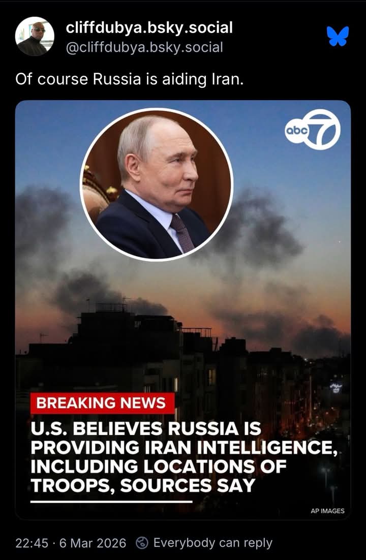 ceeceeRyder_ 🖤_ Fuck Trump tweet media